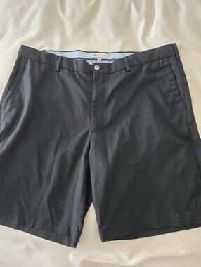 The Peter Millar Crown Sport Golf Shorts in Men's Size 38 X 9, Black